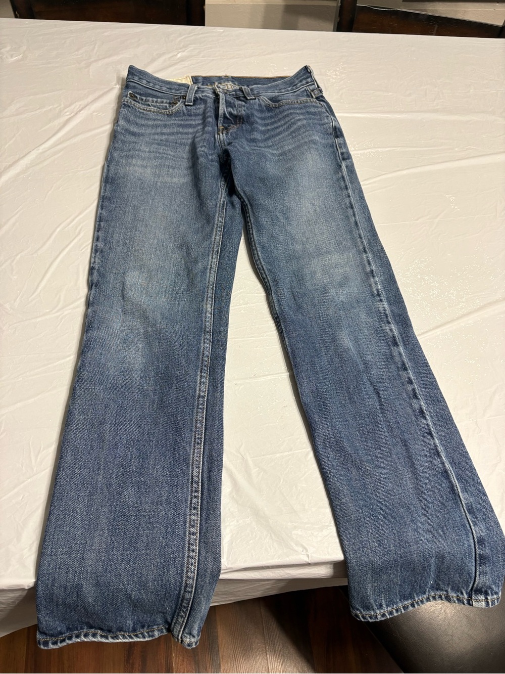 Classic Blue Wide-Leg Women’s Jeans